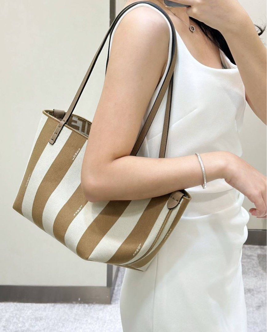 FENDI BAG ( Double Face)