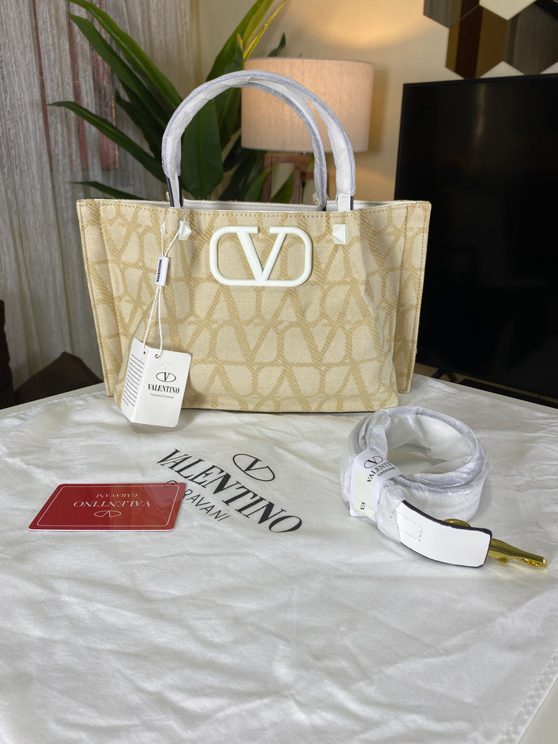 VALENTINO BAG