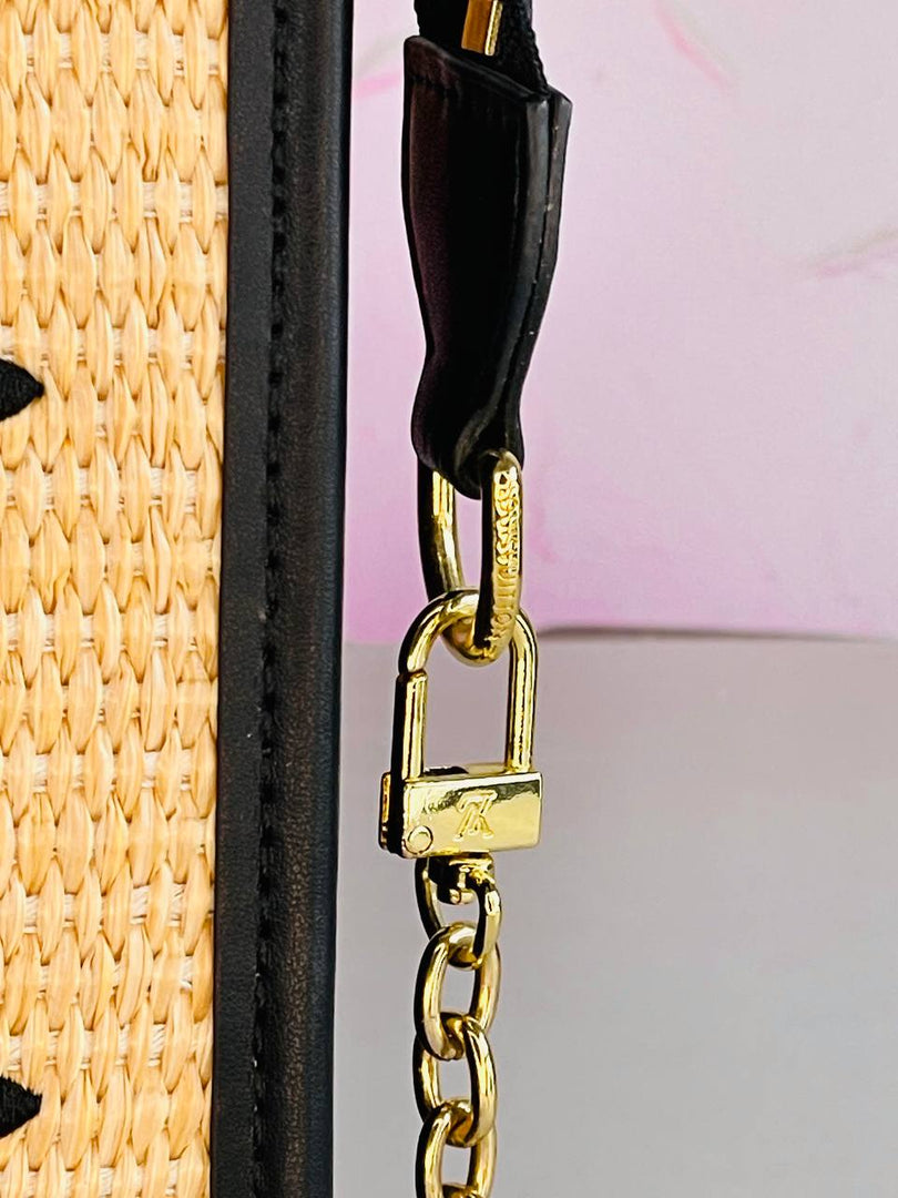 LV CLUTCH