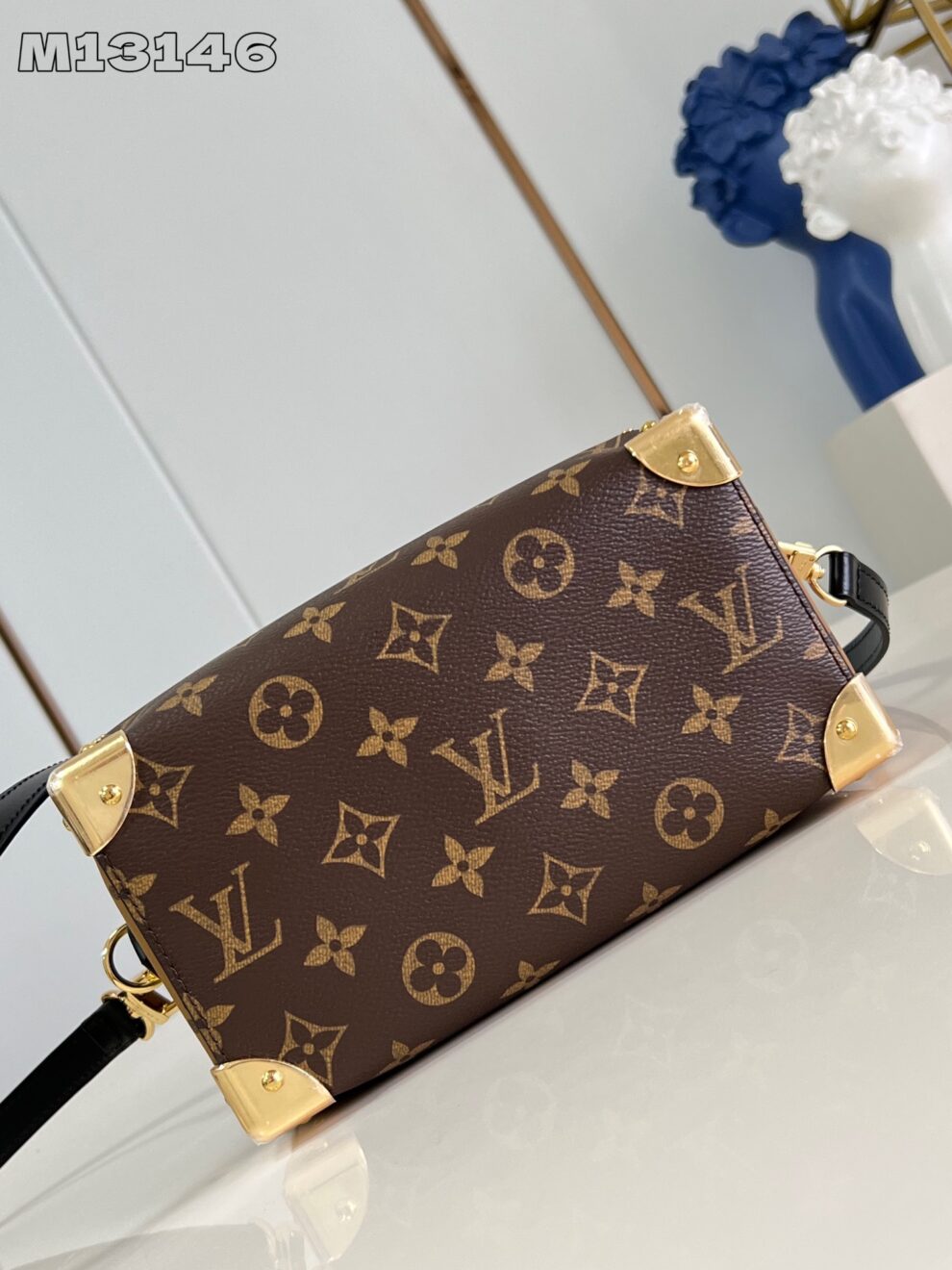 LV BAG
