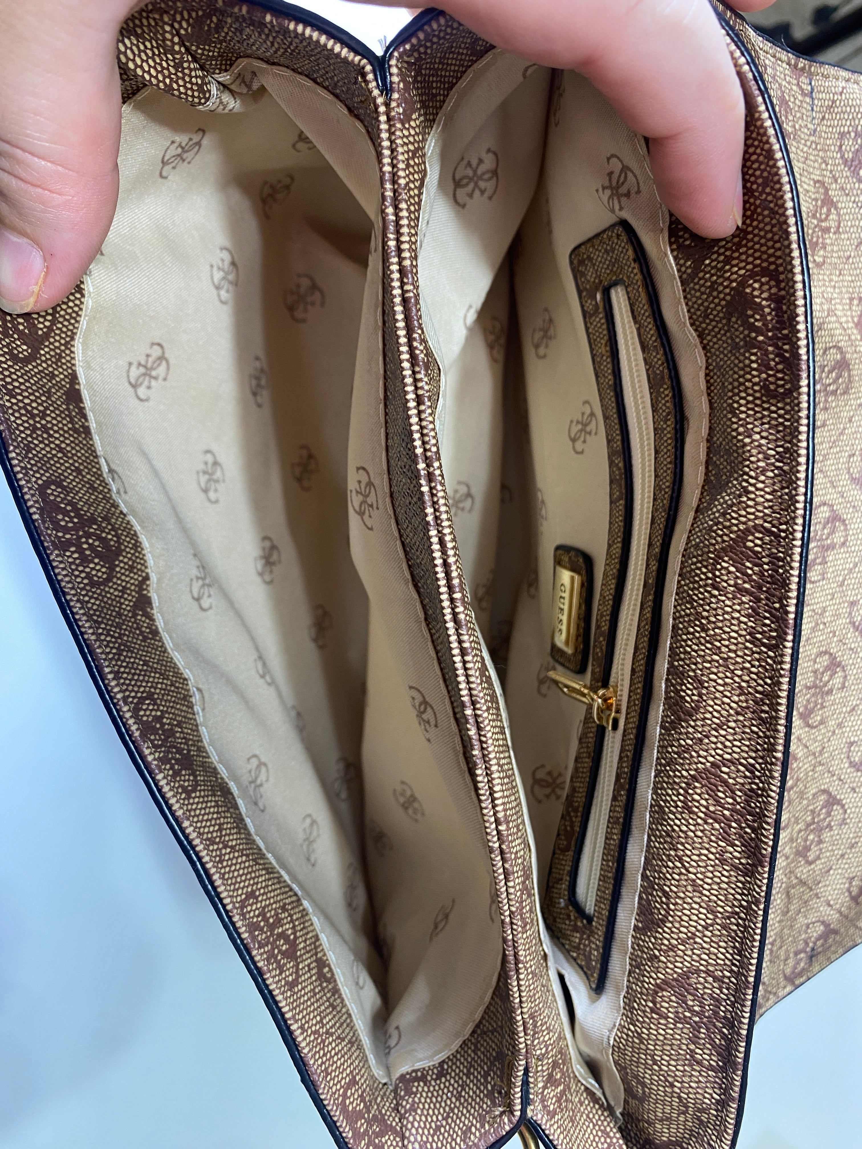 GUESS BAG