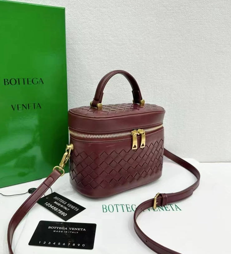 Bottega Veneta