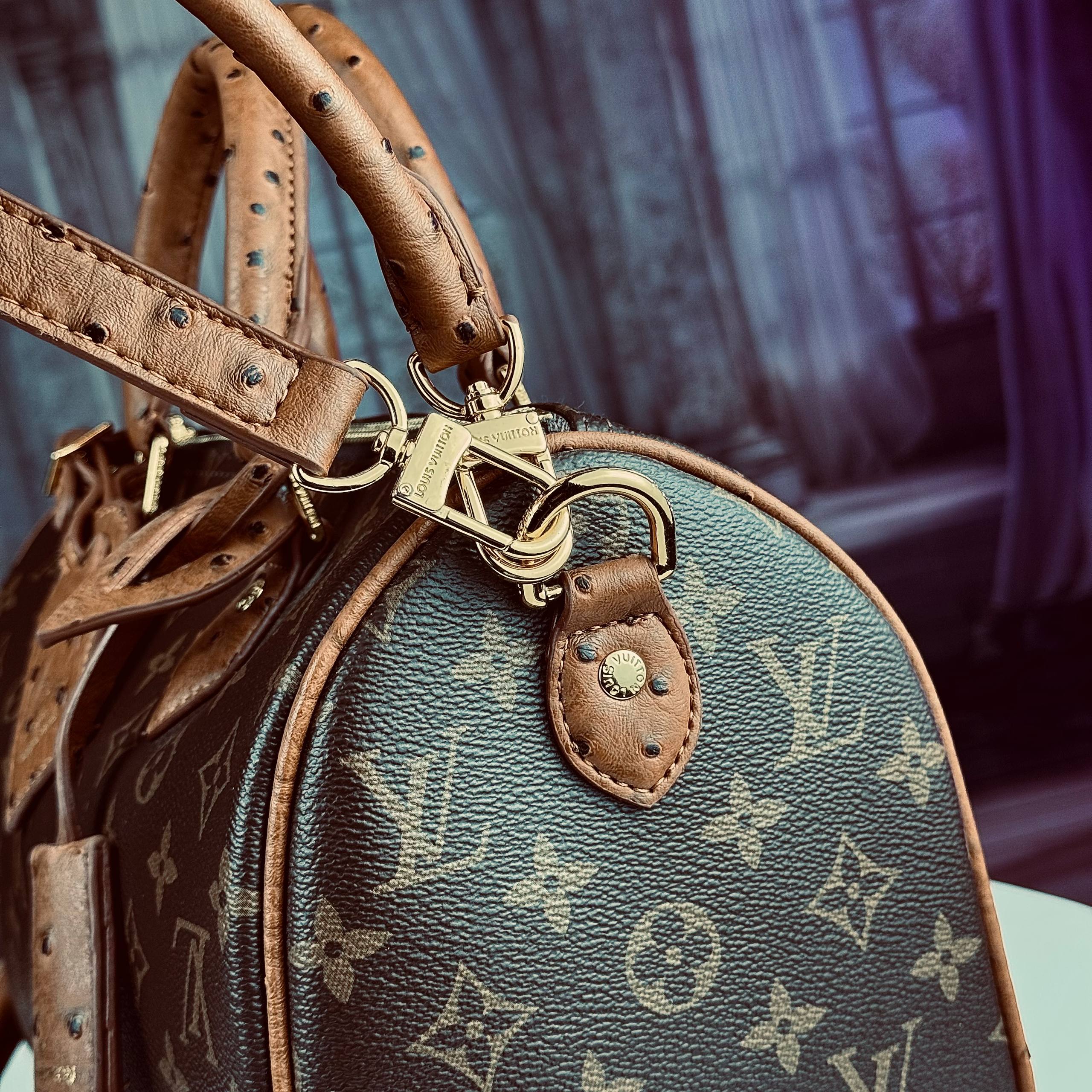 Louis Vuitton Speedy Bandoulière 30