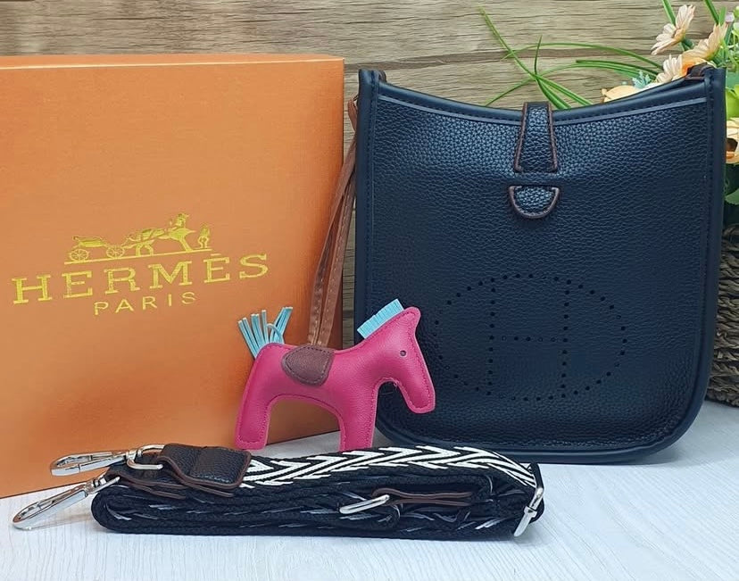 HERMES BAG ( Natural Leather )