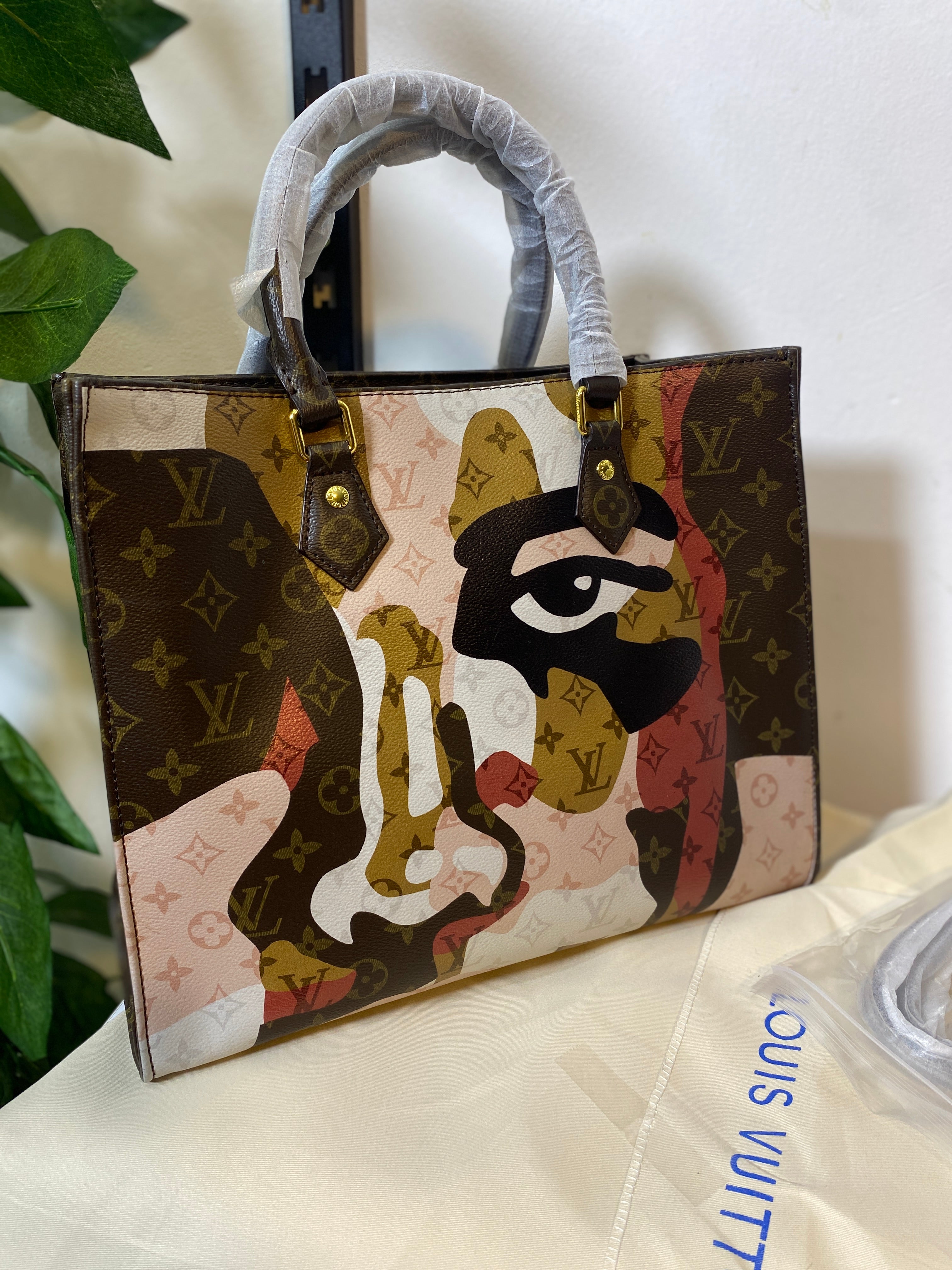 LV BAG
