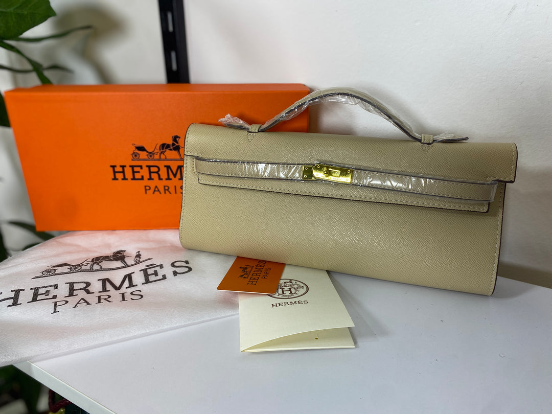 HERMES CLUTCH