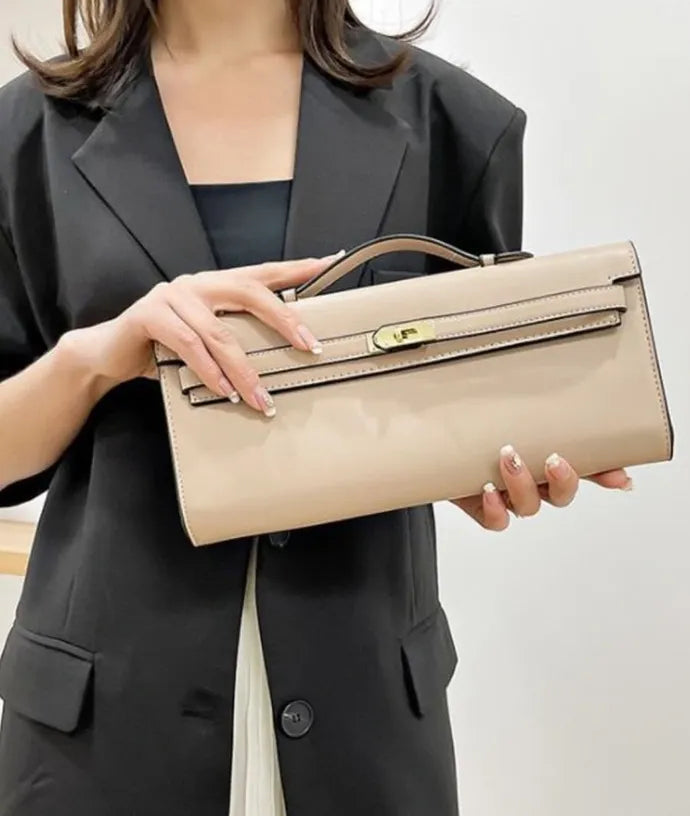 HERMES CLUTCH