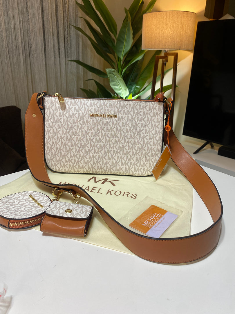 MICHAEL KORS BAG