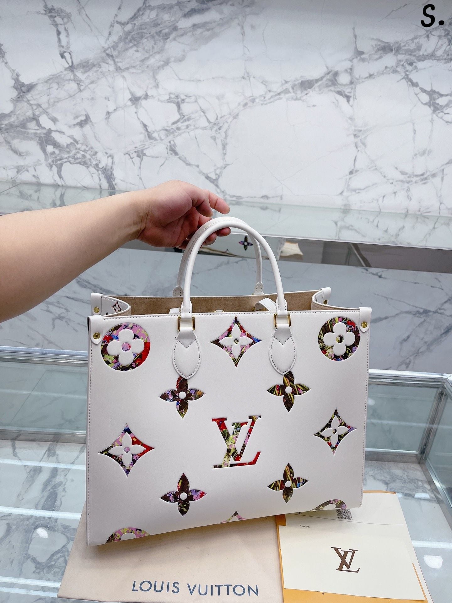 Louis Vuitton OnTheGo Tote