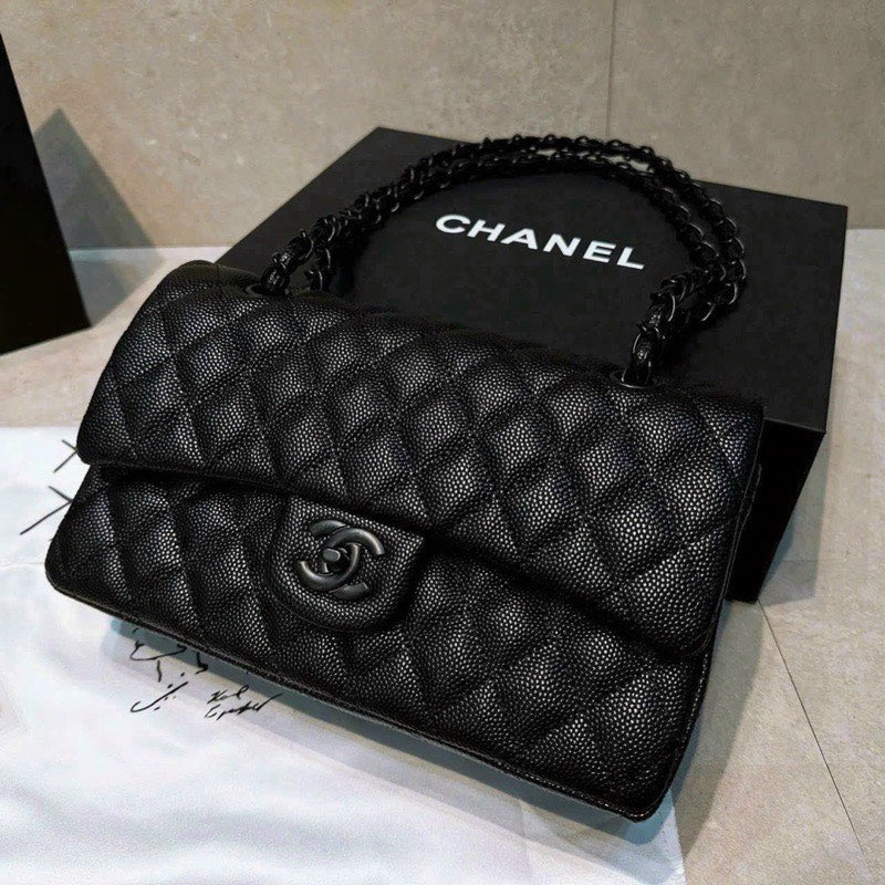 CHANEL BAG (20x30)cm