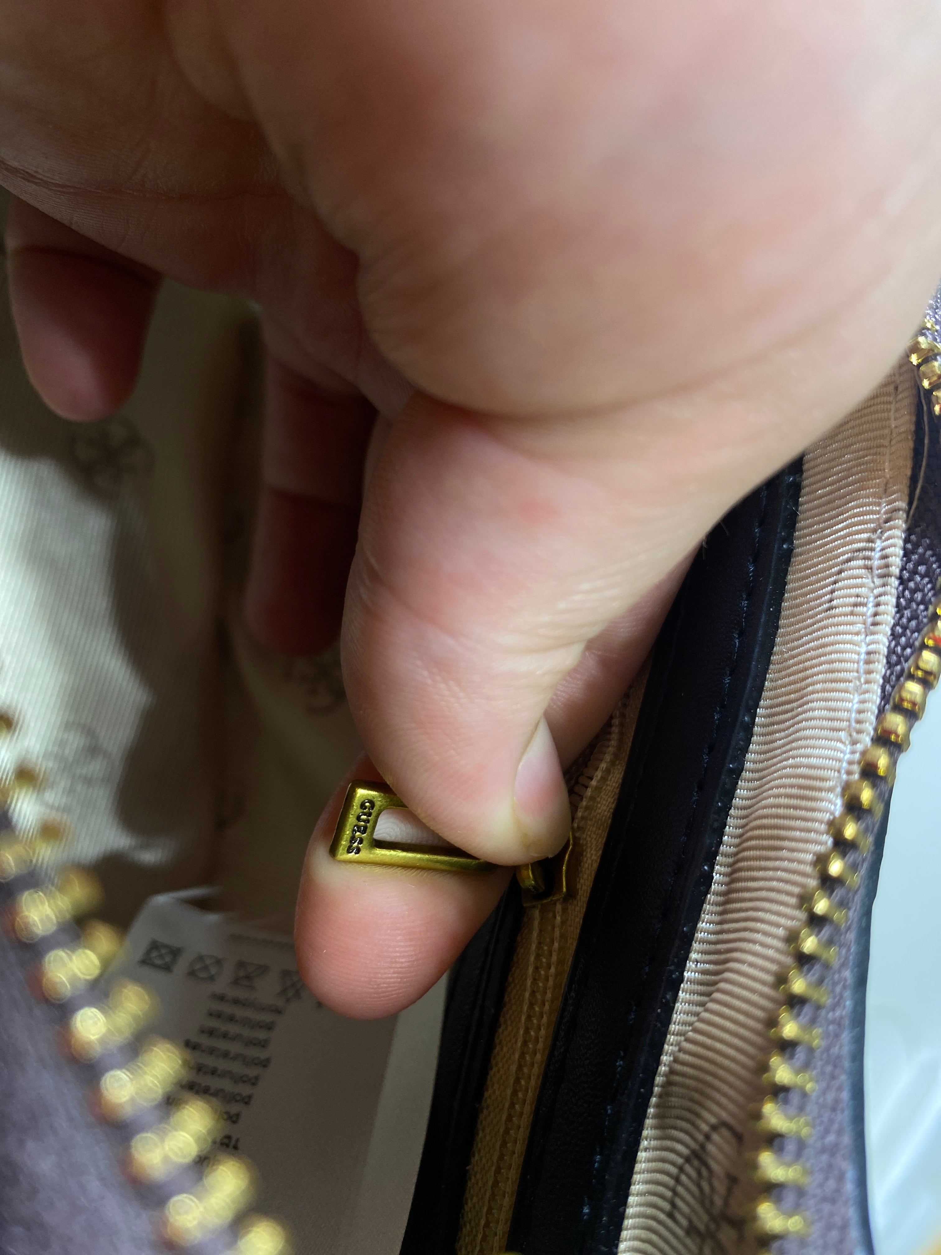 GUESS BAG