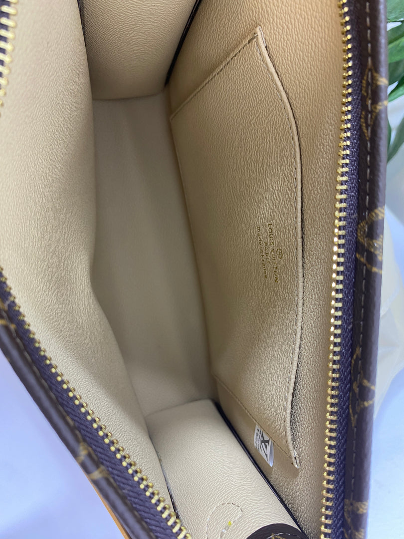 LV BAG