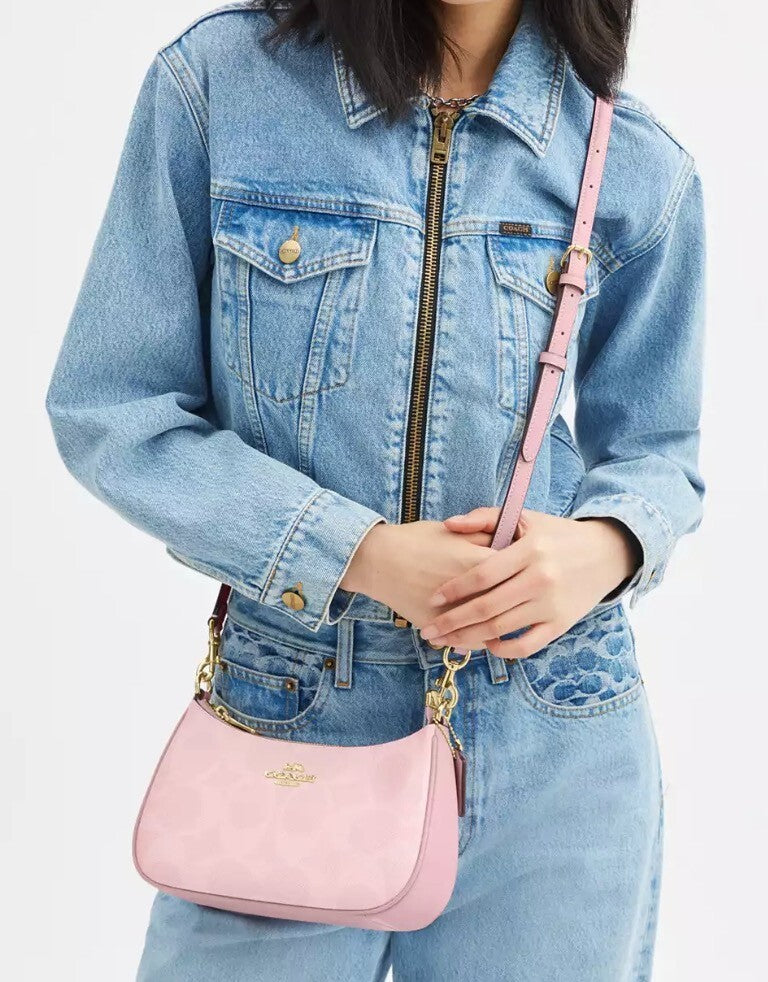 Coach Swinger Bag