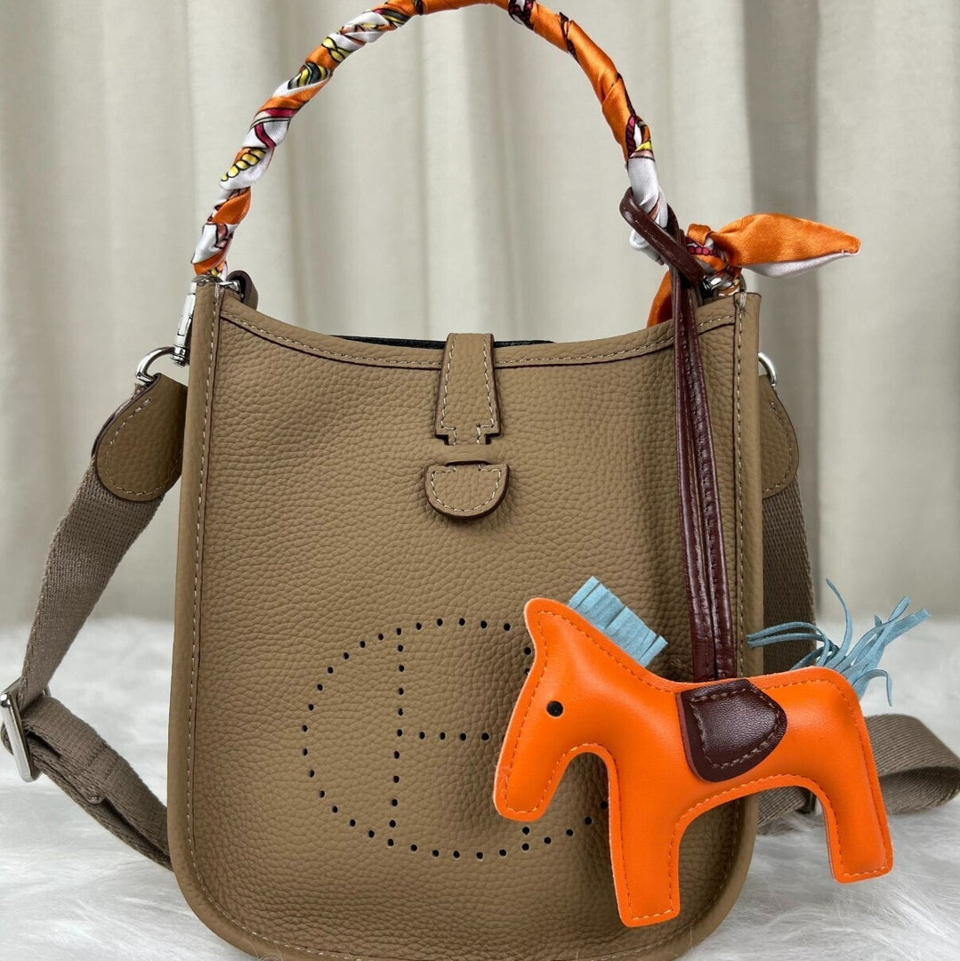 HERMES BAG ( Natural Leather )