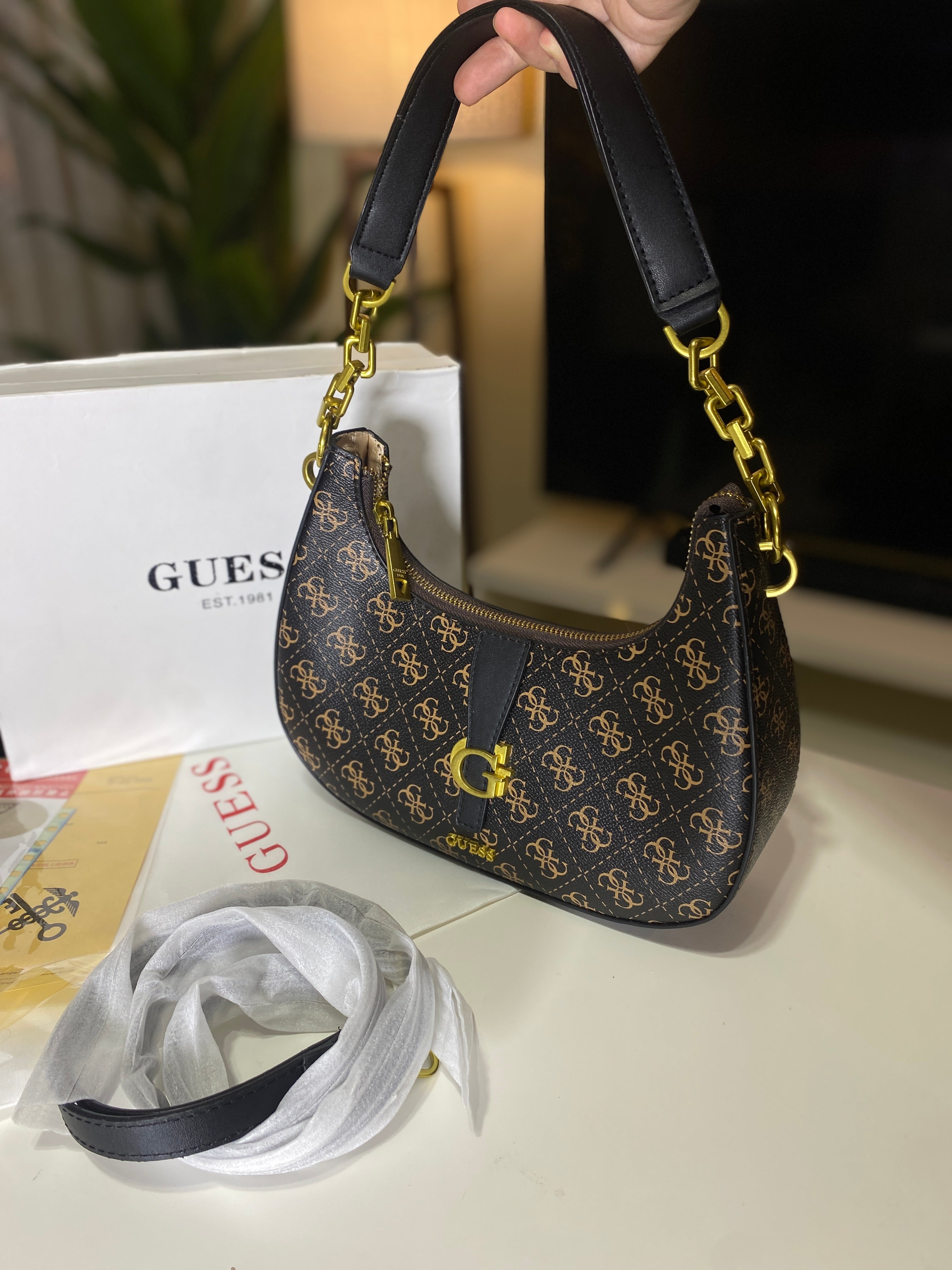 GUESS BAG