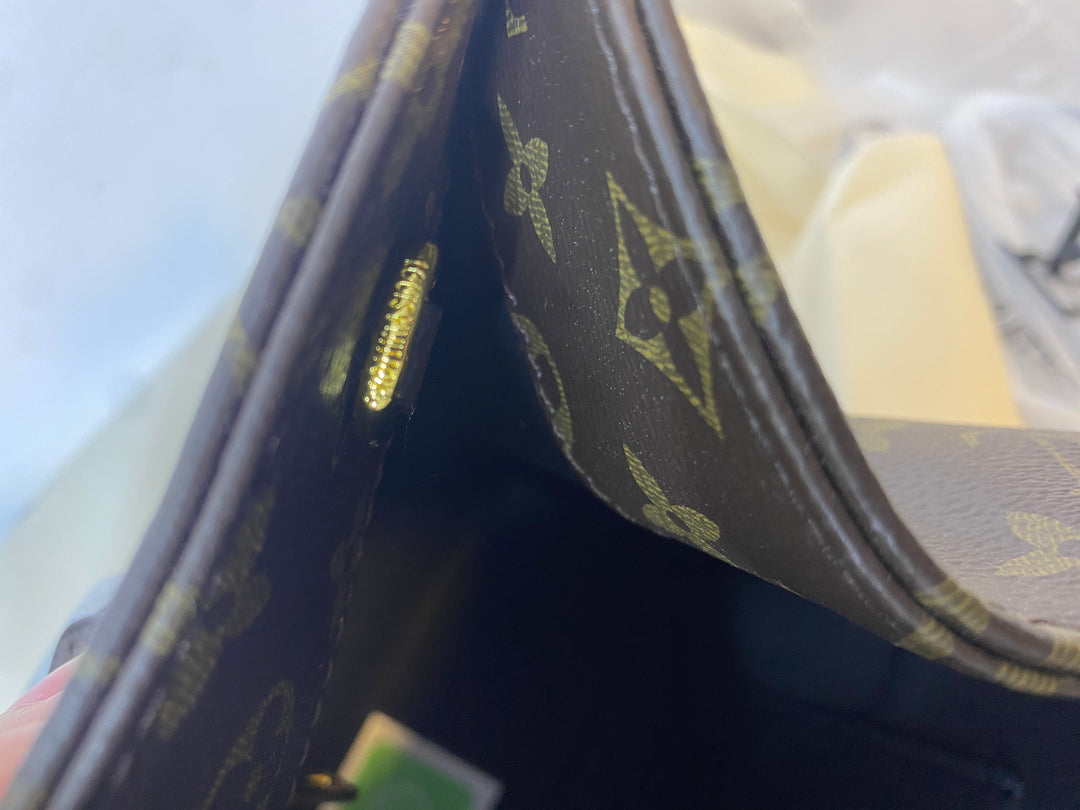 LV BAG