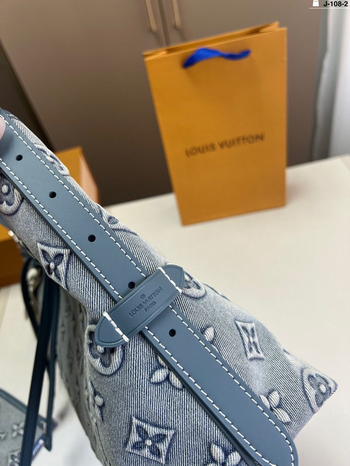 LV BAG