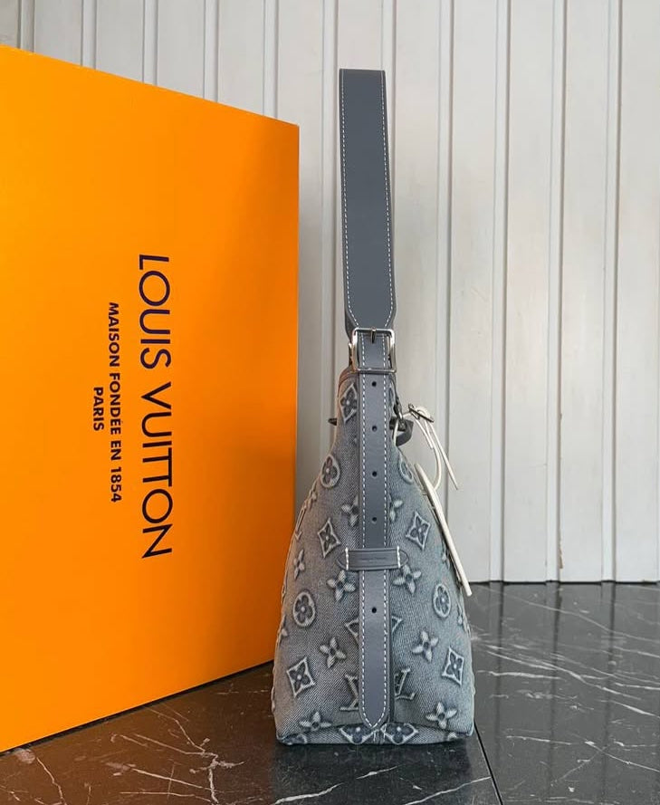 LV BAG