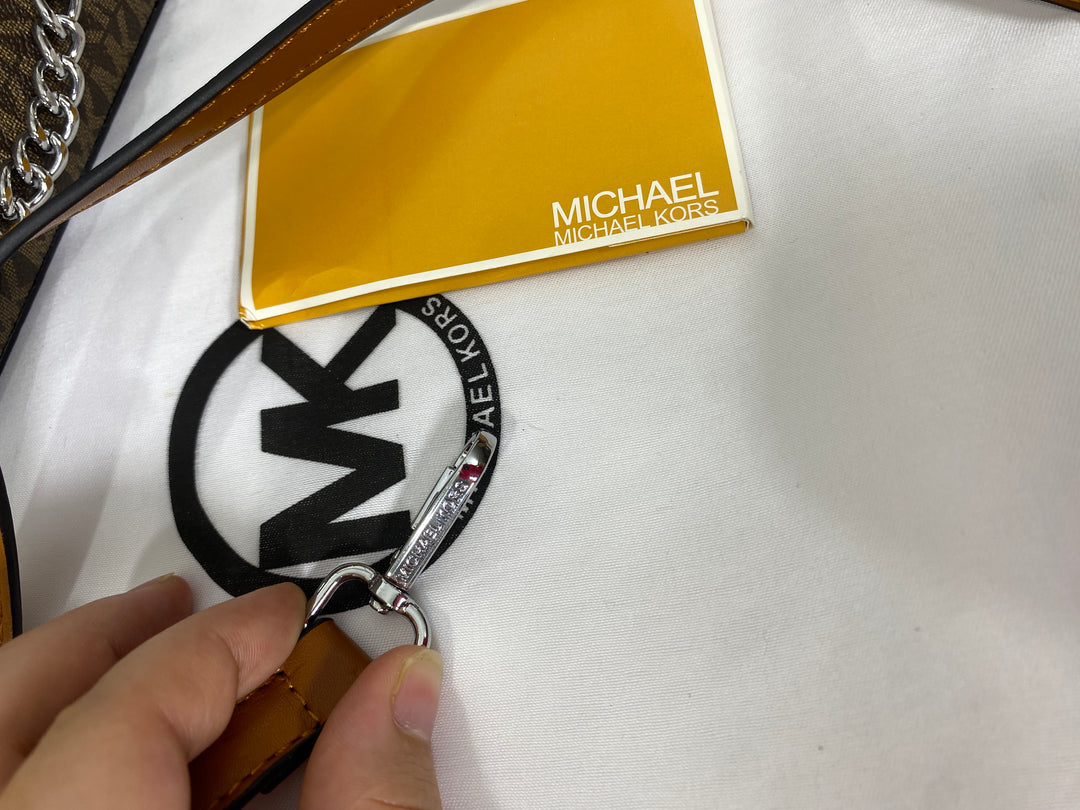 MICHAEL KORS BAG