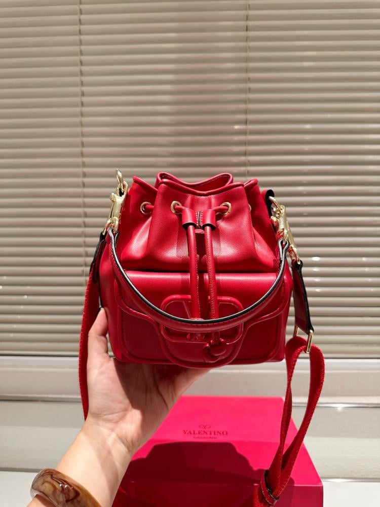 VALENTINO BAG