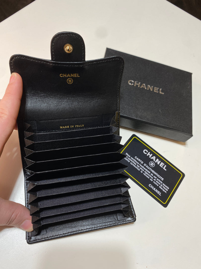 CHANEL(CARD HOLDER)