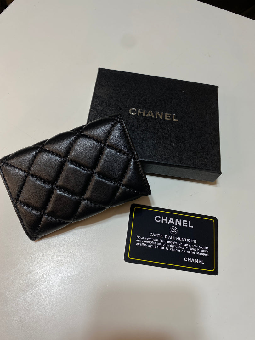 CHANEL(CARD HOLDER)