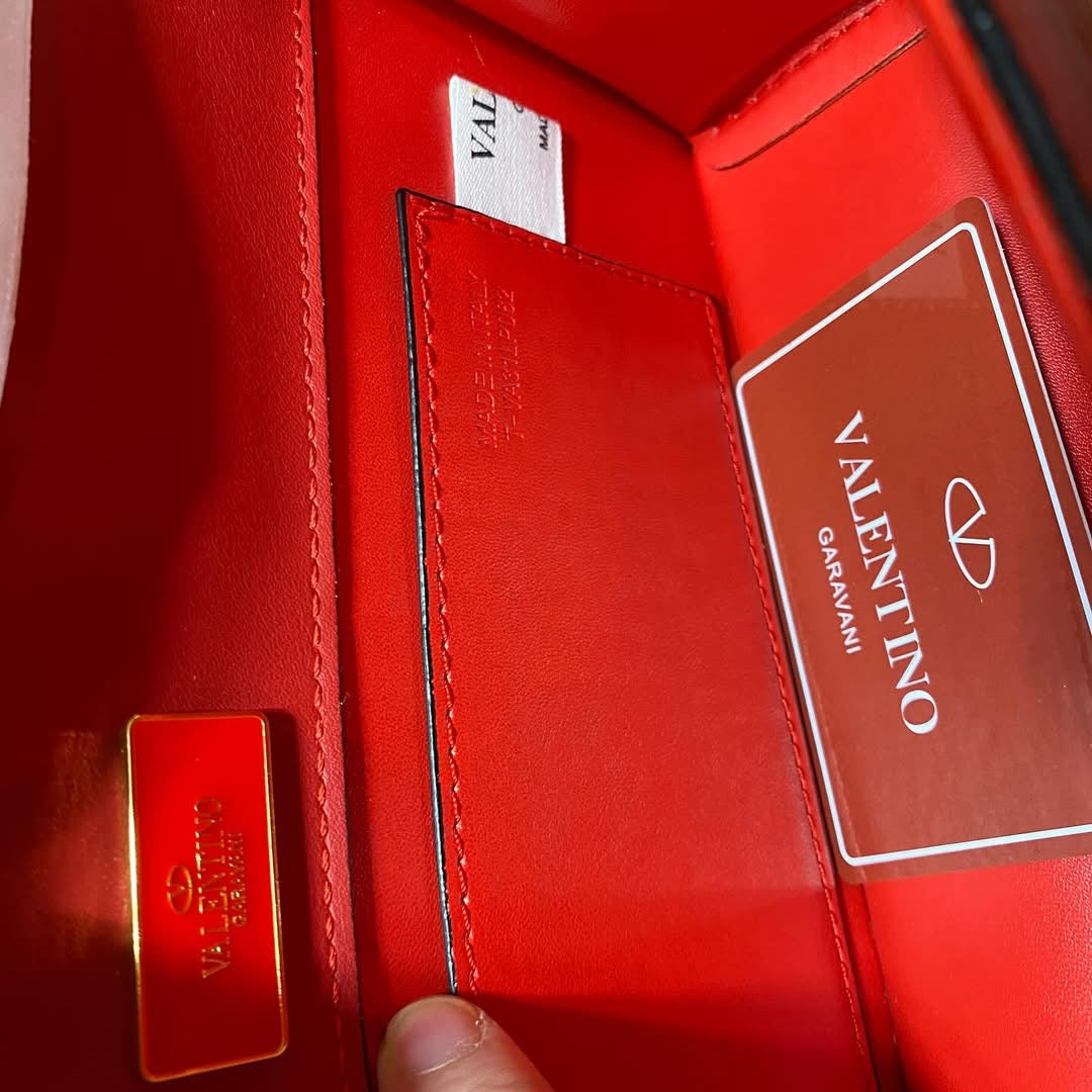 VALENTINO BAG (BIG SIZE)