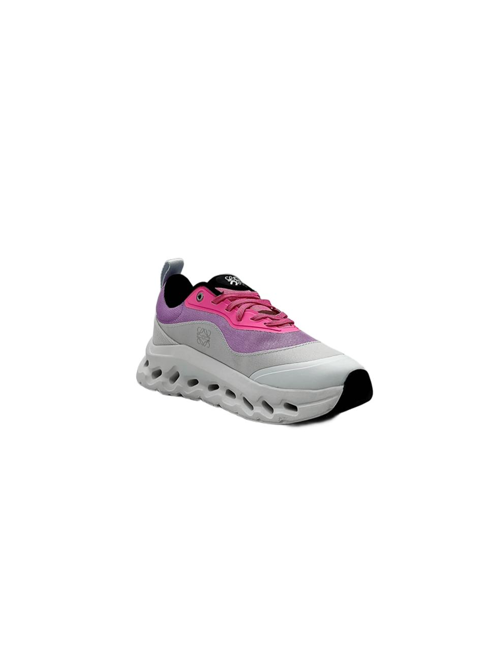 ON Cloud Loewe X On Running Woman