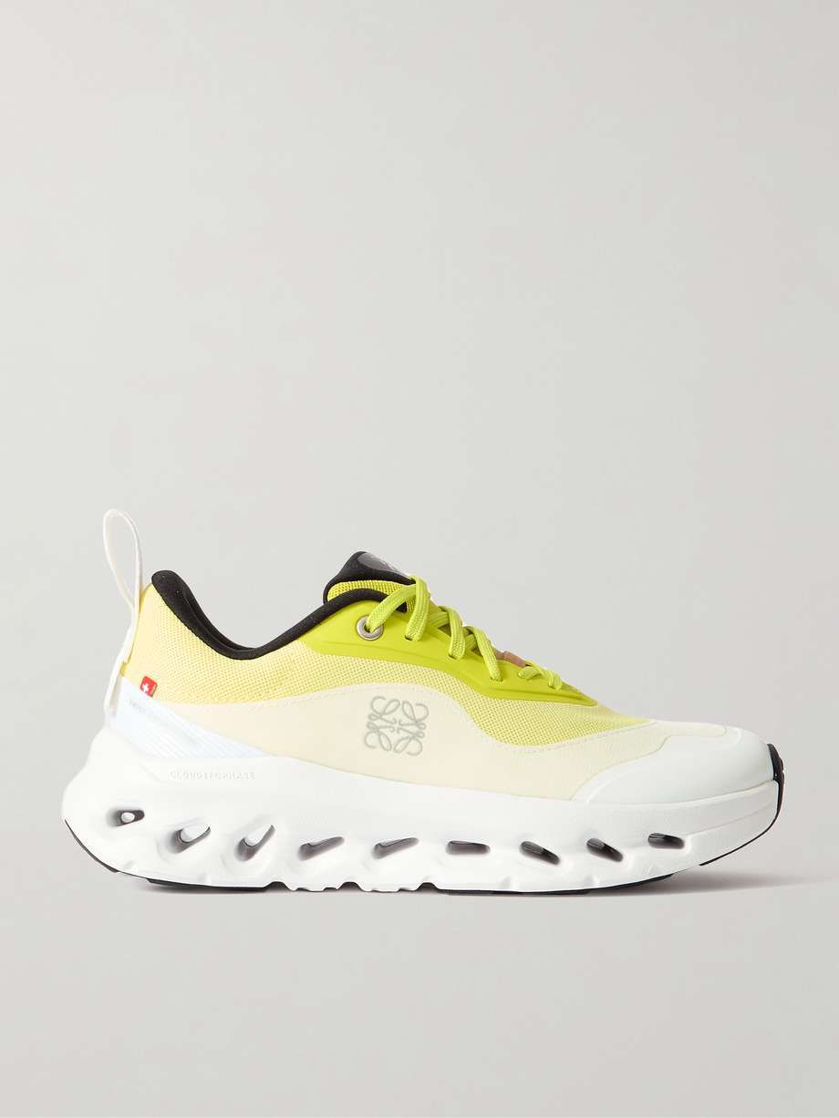 ON Cloud Loewe X On Running Woman