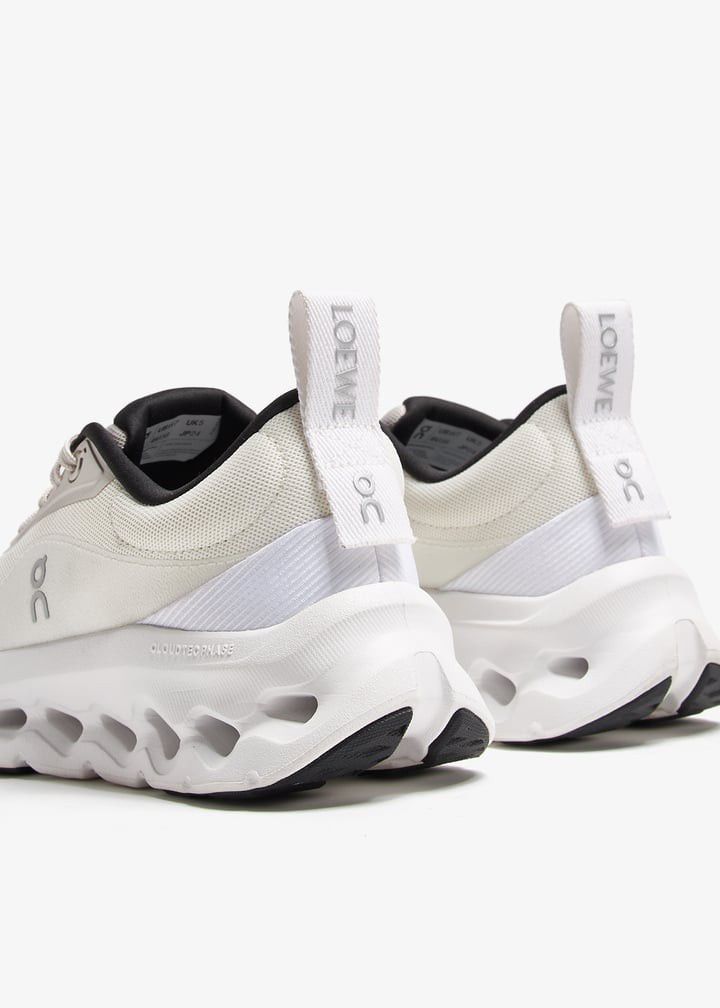 ON Cloud Loewe X On Running Woman
